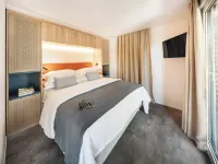 Waterman Beach Village