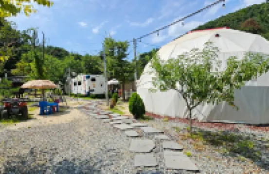 Gapyeong Glamping Sagmakkeut Village