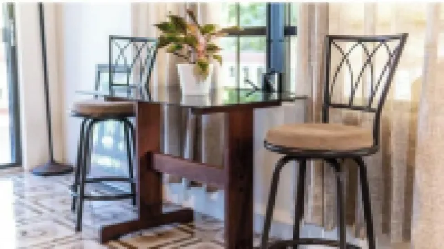 FAMILY GETAWAY LOCATION Spacious four-bedroom home near beaches