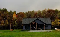 Aurora is a 3-bedroom house in Holcombe. A year-round playground for all!