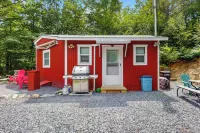 Tiny House at Sugarbush North: Adventure Hub! - 2-Star