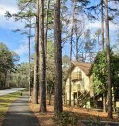 Poolside at Lake Keowee Golf,Hike,Waterfalls,Zip-Lining,Parks,Comfy 2Bed 1Bath