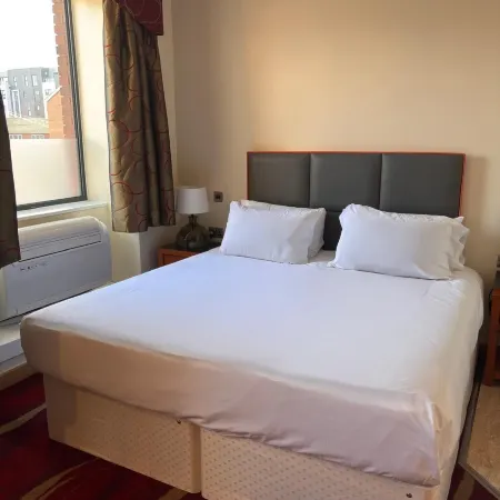 Icon Hotel