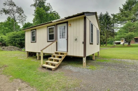 寧靜的鄉村逃生：現場有火坑，可以釣魚！