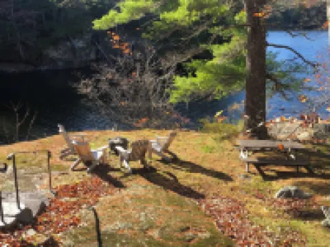 Luxurious Lakefront Home, Now Booking Summer 2026