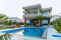 고브라보 11, 6BHK 농장, 수영장 있음, 소나 로드 구르가온 - 리조트