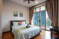 3BR Somerset Apt 2 TVs with Harbour View, Legoland - 2-Star