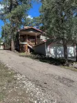 Charming 3-Bedroom Ruidoso Cabin in a Prime Location with AC & WiFi.