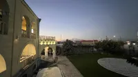 Otyak Plaza - 2 étoiles
