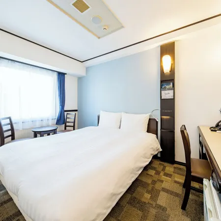 Toyoko Inn Kintetsu Yokkaichi Eki Kita Guchi Отели рядом с достопримечательностью «Yokkaichi Municipal Museum»