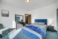 Fully Updated! Prime Riverside Spot Near Dtwn - Homestays