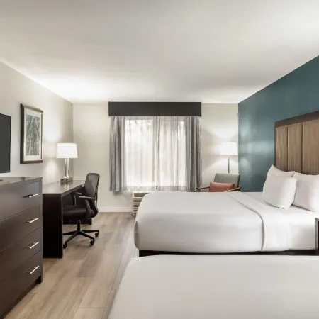 La Quinta Inn & Suites by Wyndham Fairfield - Napa Valley