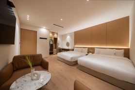 Seongnam Brown Dot