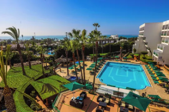 ホテル アルガーニャ のホテル