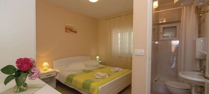 Apartments Zdravko Hotels in Оребич