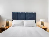 Modern 2-Bed Ivanhoe unit with Parking Hoteles en Ivanhoe