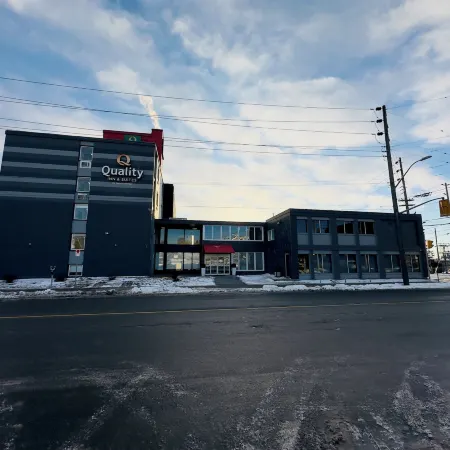 Quality Inn & Suites Thunder Bay Downtown