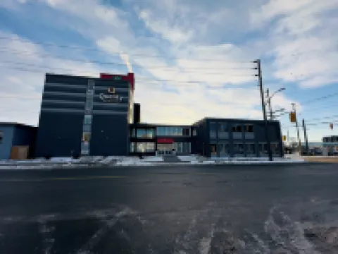 Quality Inn & Suites Thunder Bay Downtown