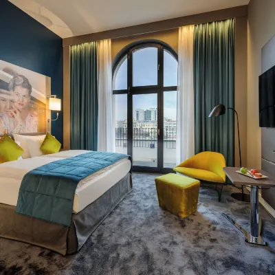 Mercure Hotel Berlin Wittenbergplatz Hotels near Schöneberg