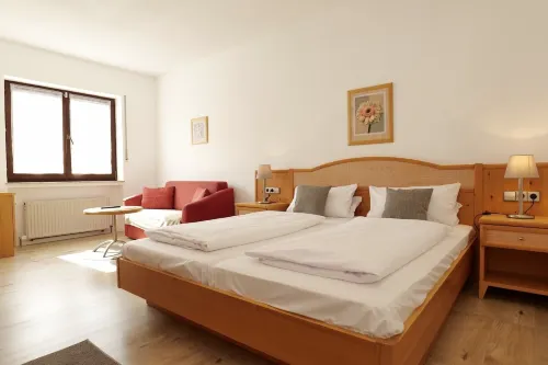 Hotel-Garni-Kachelburg - Mountain view