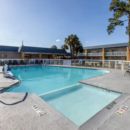 Quality Inn & Suites Conference Center Thomasville