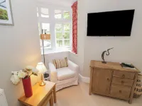 Raglan Lodge Hotels in Usk