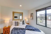 Uncork & Unwind: Scenic Walla Walla Escape - 4-Star