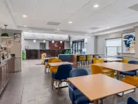 Comfort Inn & Suites Suwanee - Sugarloaf Hotels in Suwanee