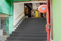 Super Deluxe Roomhotel Ballian's - Homestays