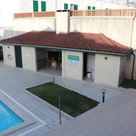 Fantastic apartment with pool access