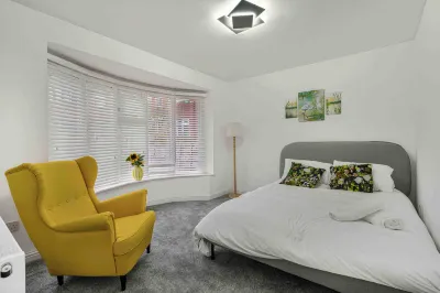 GuestReady - Charming Retreat with Private Patio 曼徹斯特住宿飯店