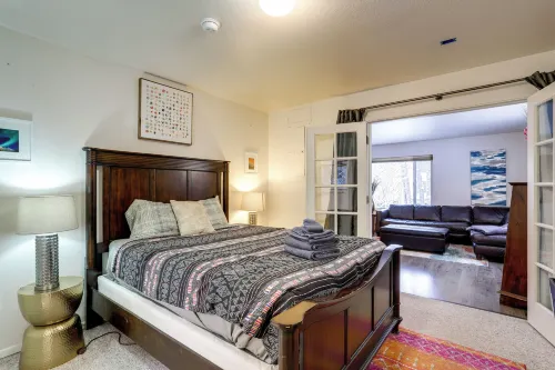 Waterfront Apt, Walk to Town and Coastal Trail! - Apartments