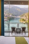 The great Garuda hotel - ติดทะเล