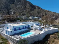 Ancient Thera Apartments