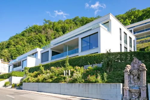 Residenza la Fontana with View Terrace - Happy Rentals - de charme