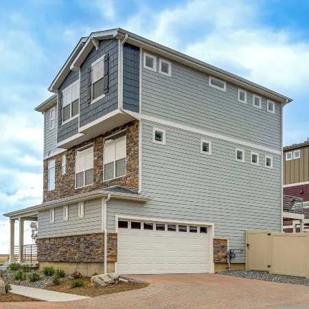 Spacious & Modern! New Home Near Gaylord Rockies