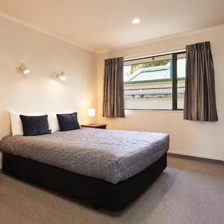 Centre Court Motel