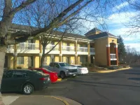 HomeTowne Studios Chantilly