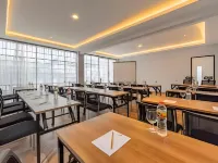 Kontena Hotel Hotels in Batu