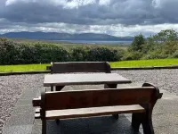 An Cnocan-beautiful cottage with stunning sea and mountain views