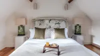 4-bed Cotswolds Getaway Perfect for Families