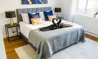 Serviced Accom Sleeps 8- Near London, Free Parking
