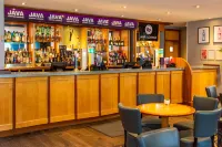 Britannia Leeds Bradford Airport - Bars