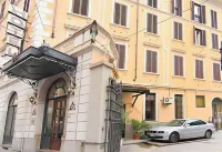 Hotel Minerva Hotels near I Navigli