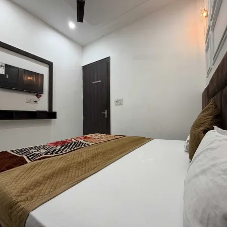 Hotel Ravintam