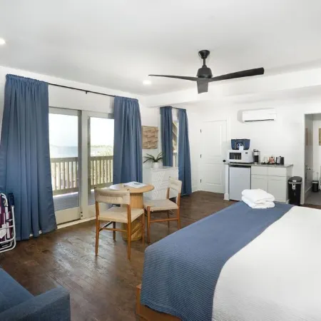 The Silver Lake Hotel at Ocracoke