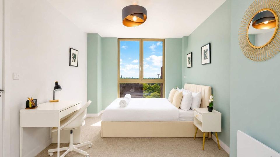 Stylish 1 Bed Sleeps 3 - Old Trafford - City Centre Tram Access