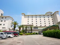 Shima Beach Hotel