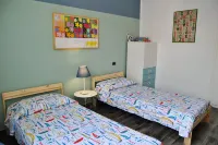 Air-Conditioned Apartment in the Center of Formia 400 Meters from the Station - parcheggio