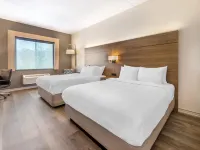 Best Western Plus 1000 Islands Hotel & Suites Ξενοδοχεία στην πόλη Gananoque